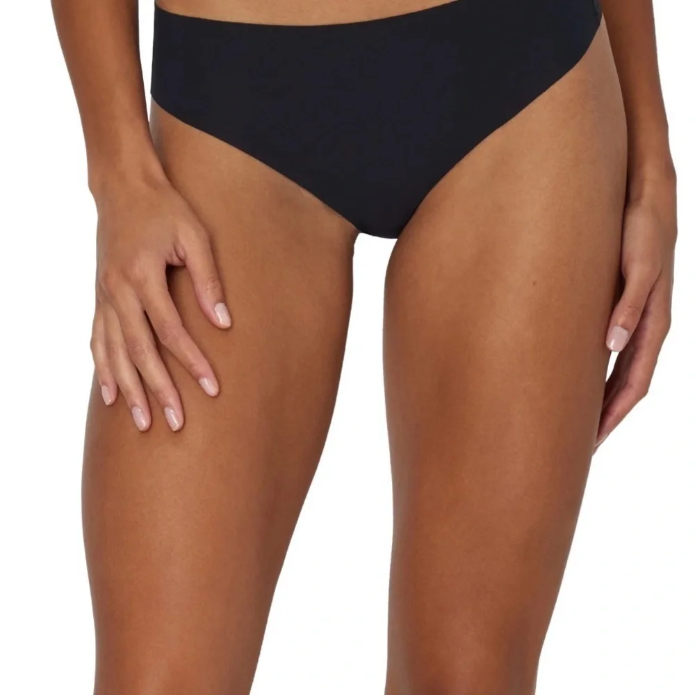2 Hanes Moves Women’s No Show Thong Underwear, 3-Pack